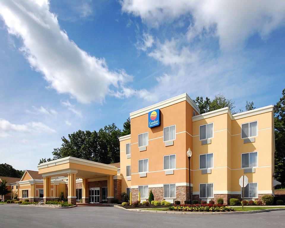 Comfort Inn & Suites Saratoga Springs Exterior foto